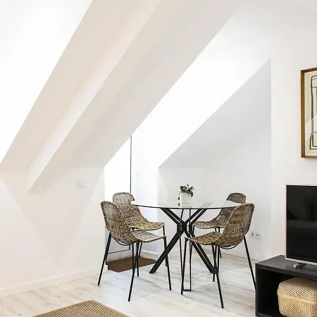 Grace Lovely Bright With Elevator Apartamento *